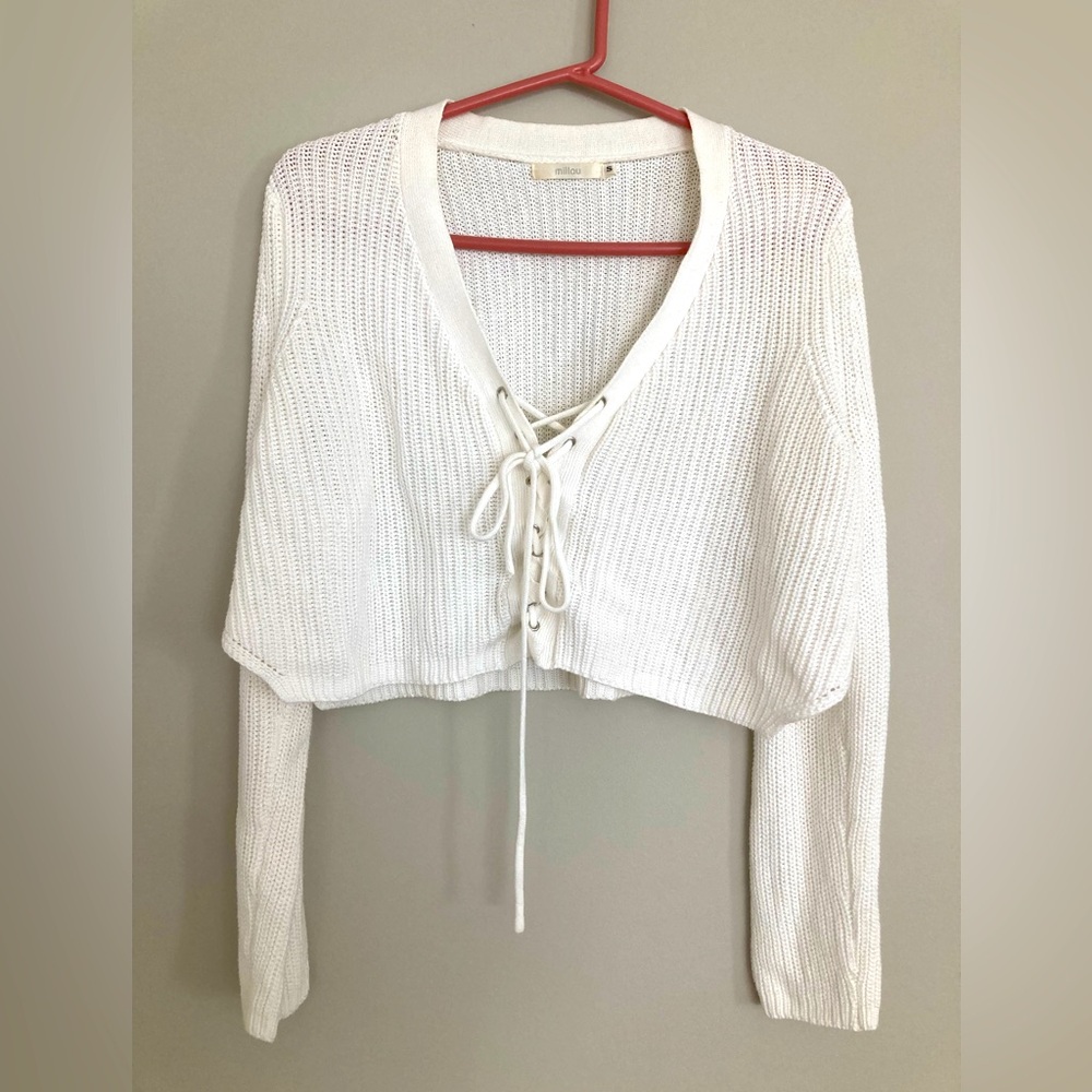White tie knit cropped sweater, size small